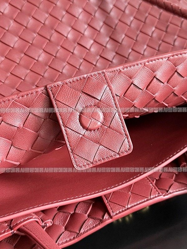 보테가베네타안디아모라지 20260224-145852-007루.jpg