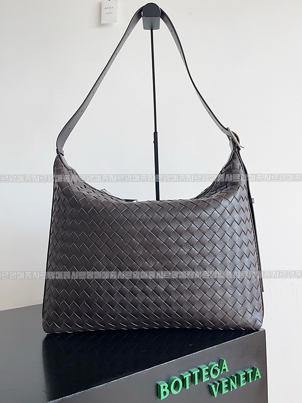 보테가베네타트래블러백 20260224-151026-001루.jpg