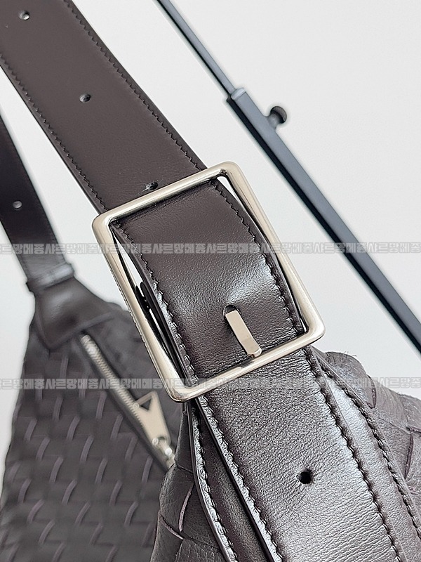 보테가베네타트래블러백 20260224-151027-004루.jpg