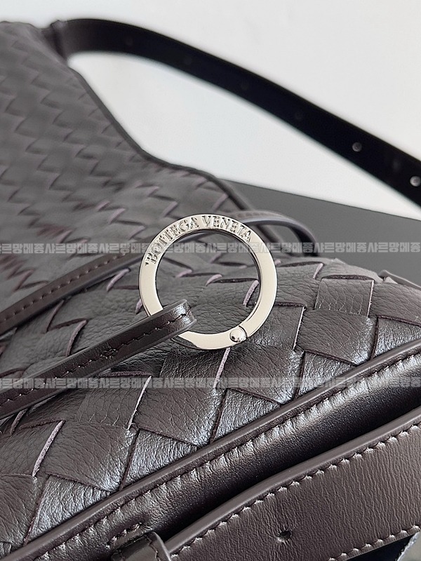 보테가베네타트래블러백 20260224-151027-007루.jpg