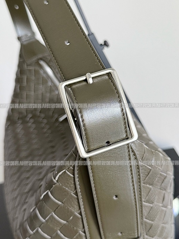 보테가베네타트래블러백 20260224-151216-003루.jpg