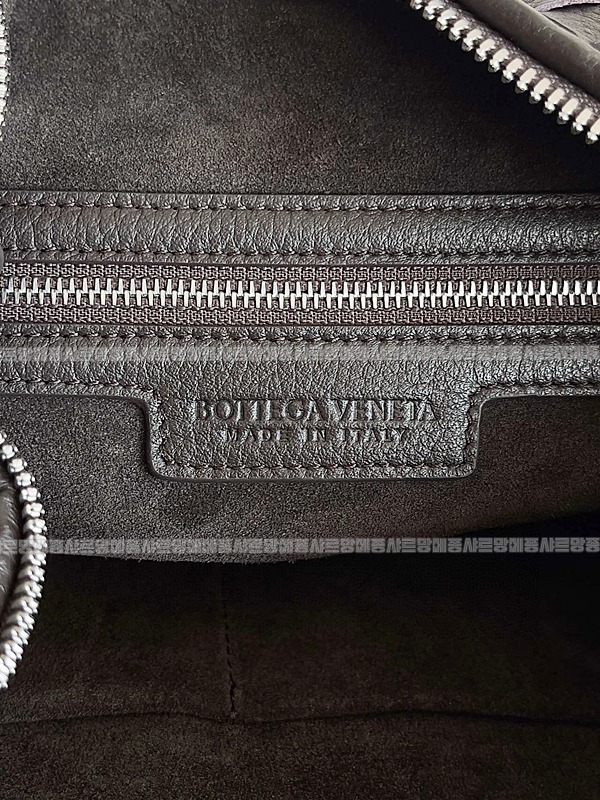 보테가베네타트래블러백스몰 20260224-151626-007루.jpg