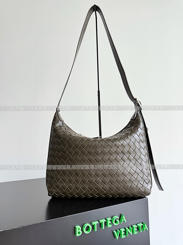 보테가베네타트래블러백스몰 20260224-151915-001루.jpg