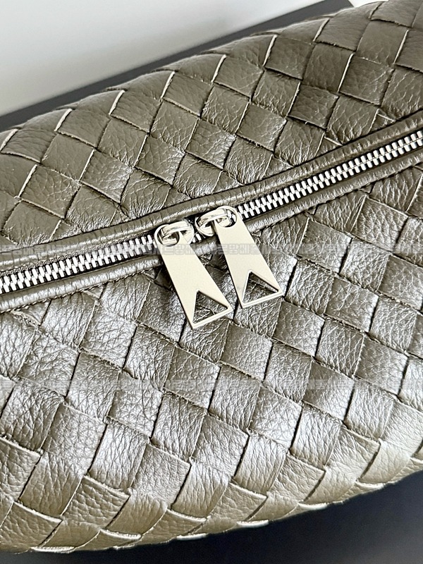 보테가베네타트래블러백스몰 20260224-151915-005루.jpg