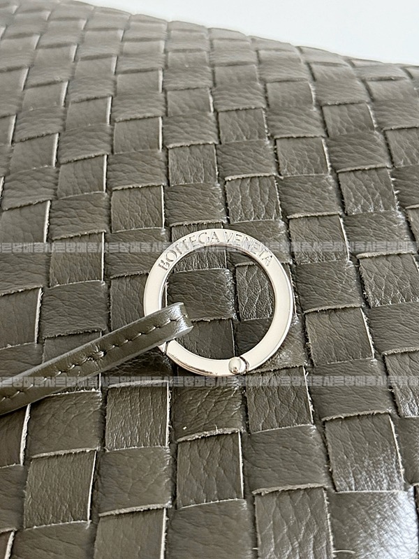 보테가베네타트래블러백스몰 20260224-151915-006루.jpg