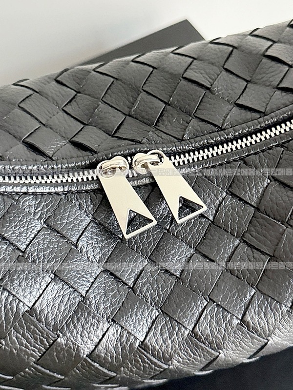 보테가베네타트래블러백스몰 20260224-152101-005루.jpg