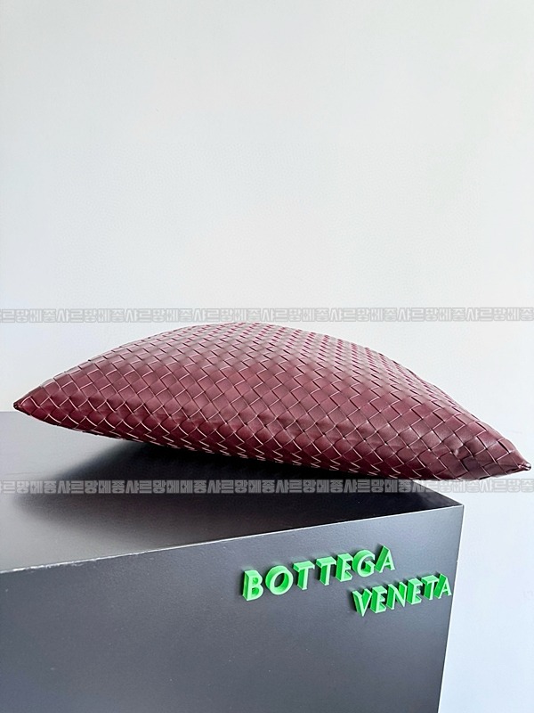 보테가베네타라지홉 20260224-152402-003루.jpg