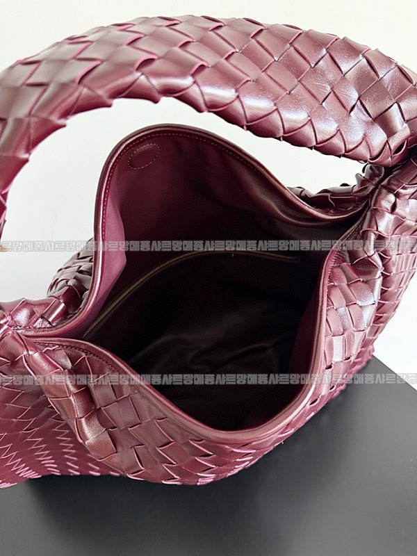 보테가베네타라지홉 20260224-152402-009루.jpg