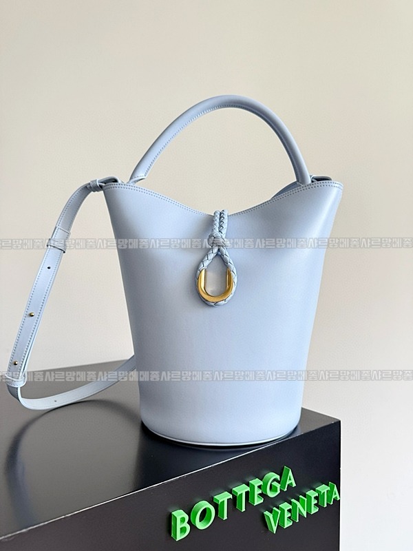 보테가베네타라지리베르타 20260224-161118-001루.jpg