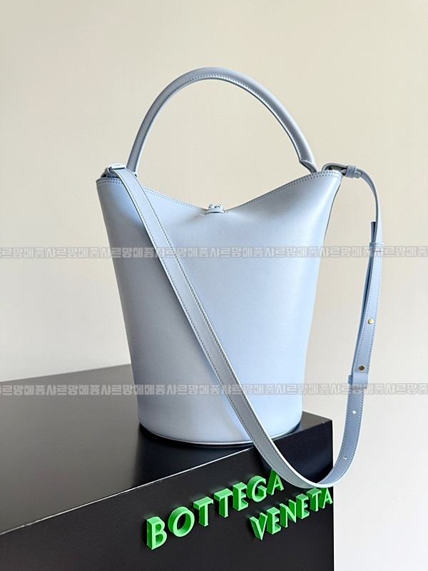 보테가베네타라지리베르타 20260224-161118-003루.jpg