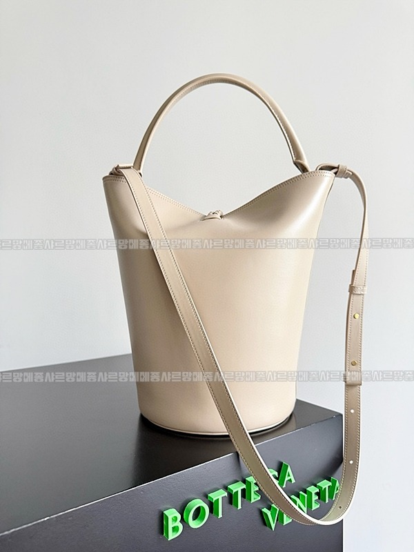 보테가베네타리베르토 20260224-165844-003루.jpg