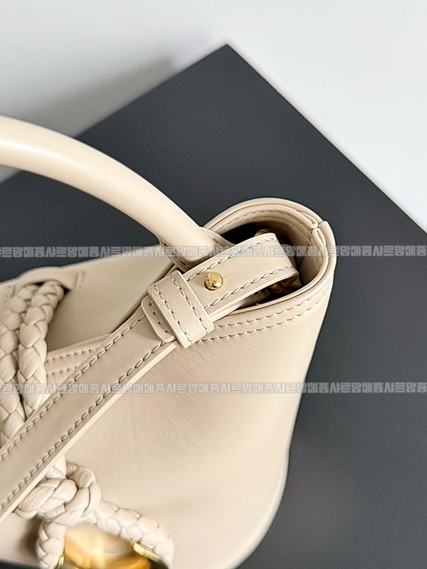 보테가베네타리베르토 20260224-170105-006루.jpg