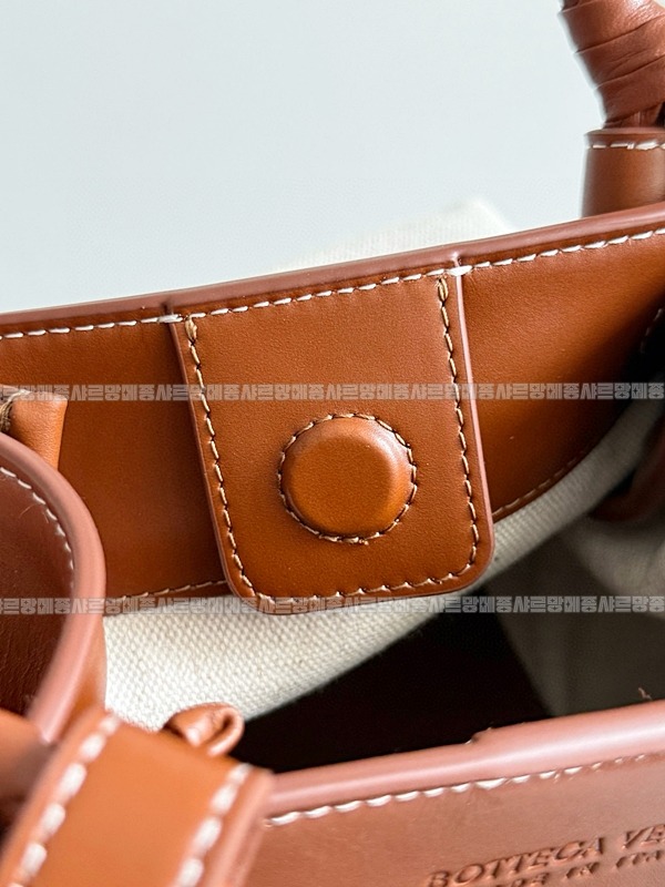 보테가베네타파라슈트 20260224-170501-007루.jpg