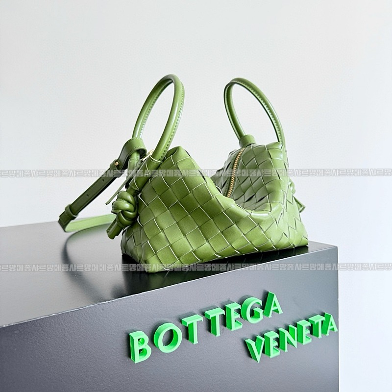 보테가베네타탑핸들루프백스몰 20260227-100857-003루.jpg