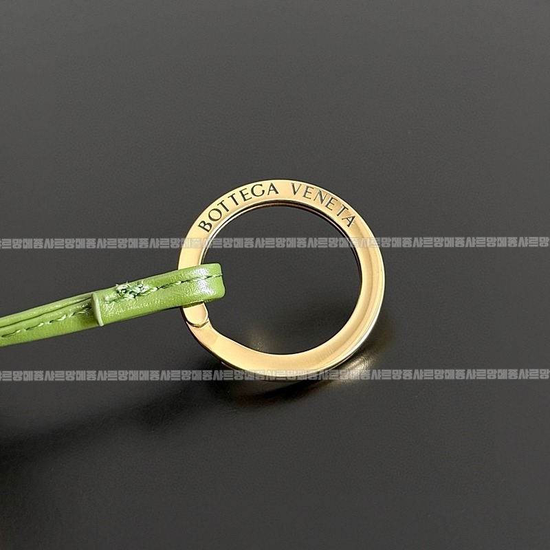 보테가베네타탑핸들루프백스몰 20260227-100858-007루.jpg