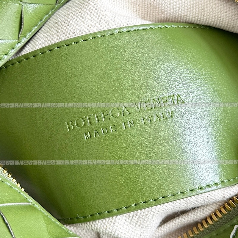 보테가베네타탑핸들루프백스몰 20260227-100858-008루.jpg