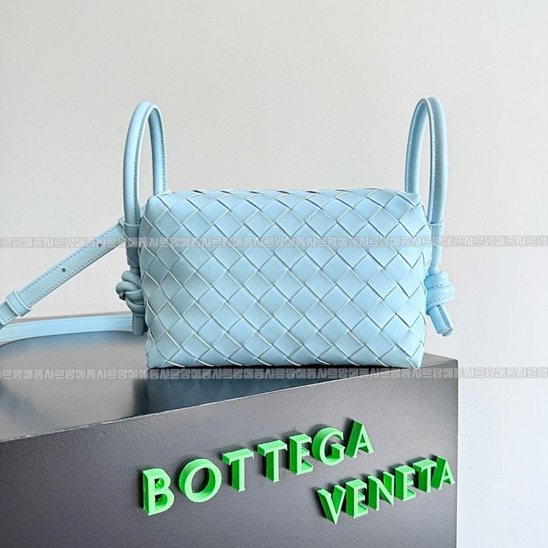 보테가베네타탑핸들루프백스몰 20260227-101115-001루.jpg