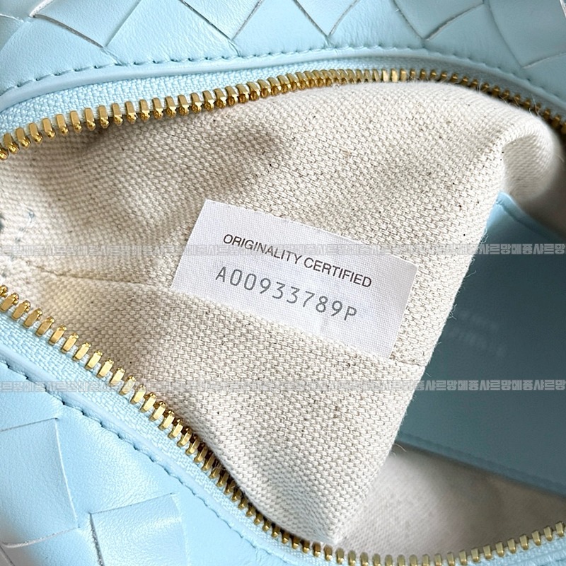 보테가베네타탑핸들루프백스몰 20260227-101116-007루.jpg