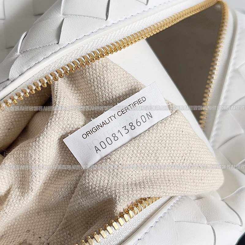 보테가베네타탑핸들루프백스몰 20260227-105224-007루.jpg