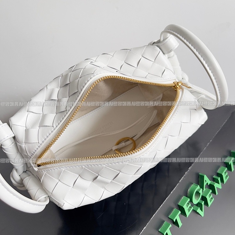 보테가베네타탑핸들루프백스몰 20260227-105224-009루.jpg