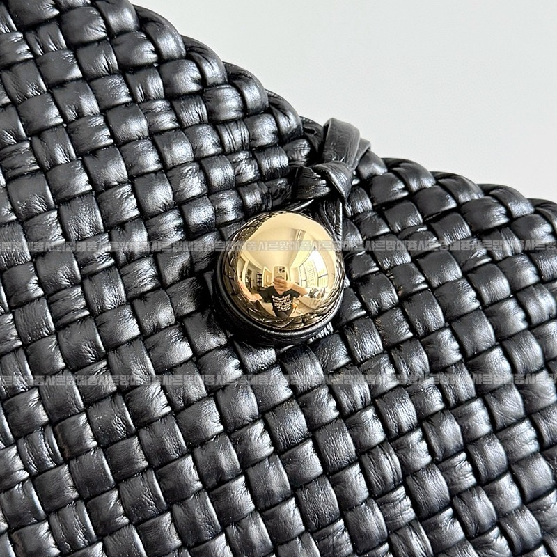 보테가베네타토스카 20260227-121456-004루.jpg