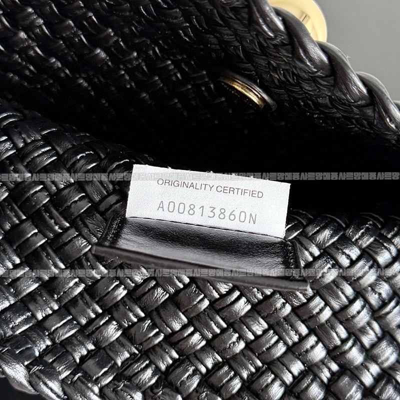 보테가베네타토스카 20260227-121456-008루.jpg