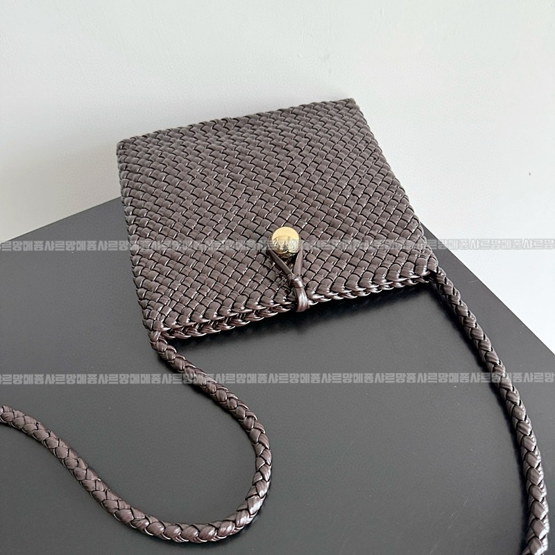 보테가베네타토스카 20260227-121921-005루.jpg