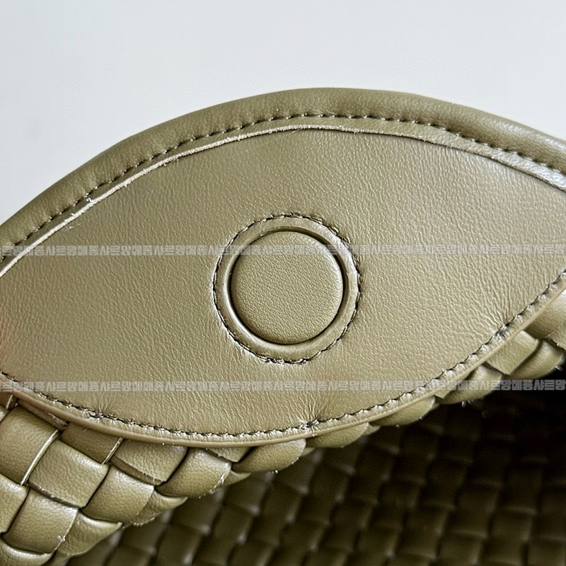 보테가베네타스몰코블탑핸들백 20260227-125153-006루.jpg