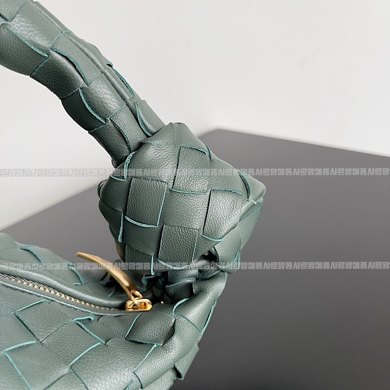 보테가베네타미니조디백 20260227-140617-003루.jpg