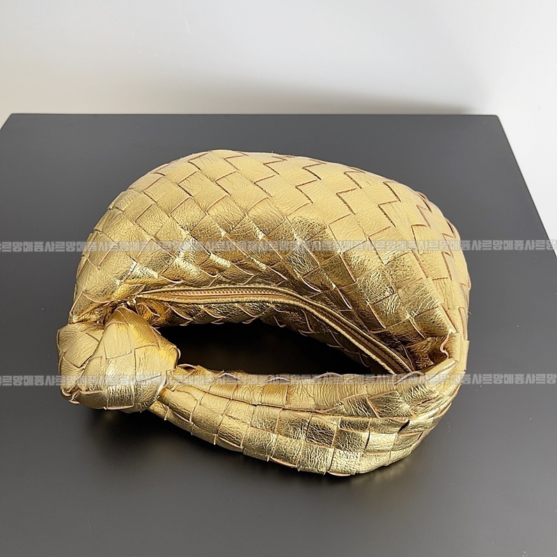 보테가베네타미니조디백 20260227-140812-009루.jpg