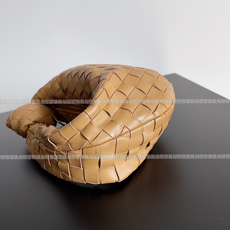 보테가베네타미니조디백 20260227-151914-003루.jpg