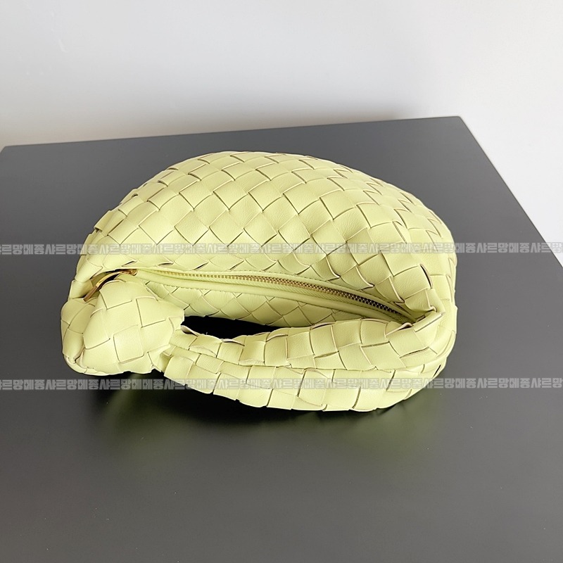 보테가베네타미니조디백 20260227-154508-002루.jpg