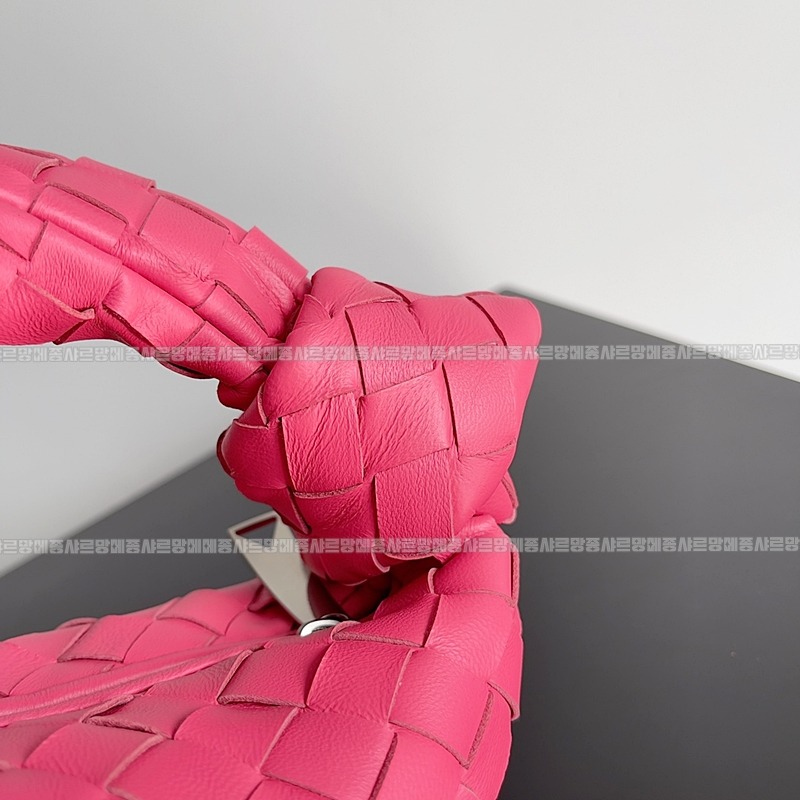 보테가베네타미니조디백 20260227-160712-006루.jpg