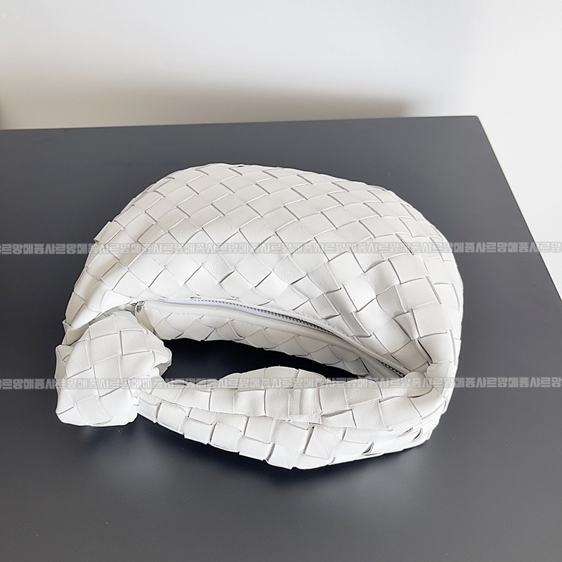 보테가베네타미니조디백 20260227-160927-005루.jpg