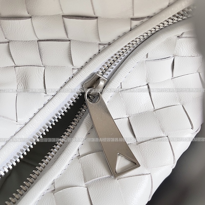 보테가베네타미니조디백 20260227-160927-007루.jpg