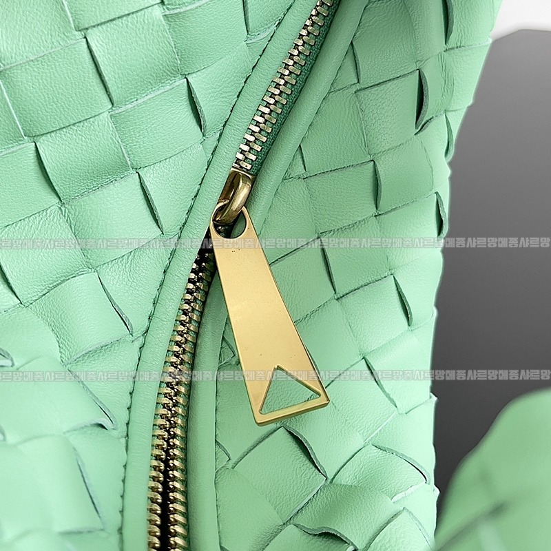 보테가베네타미니조디백 20260227-161138-006루.jpg