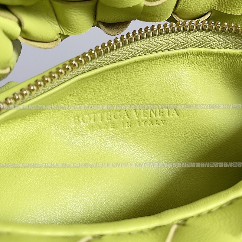 보테가베네타미니조디백 20260227-164849-009루.jpg