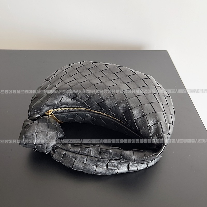 보테가베네타미니조디백 20260227-173939-002루.jpg