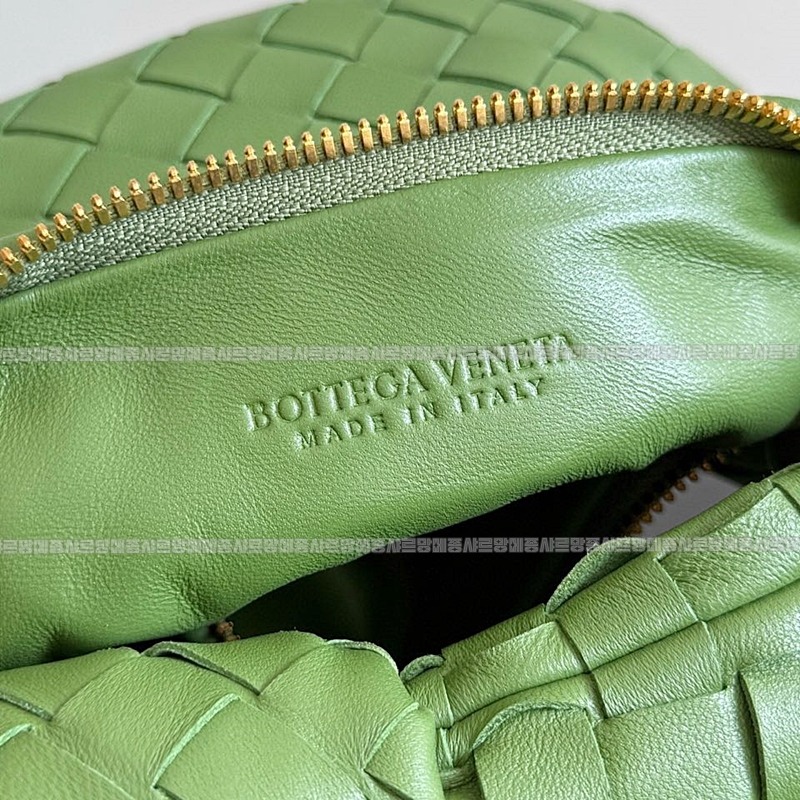 보테가베네타미니조디백20260228-092802-006루.jpg
