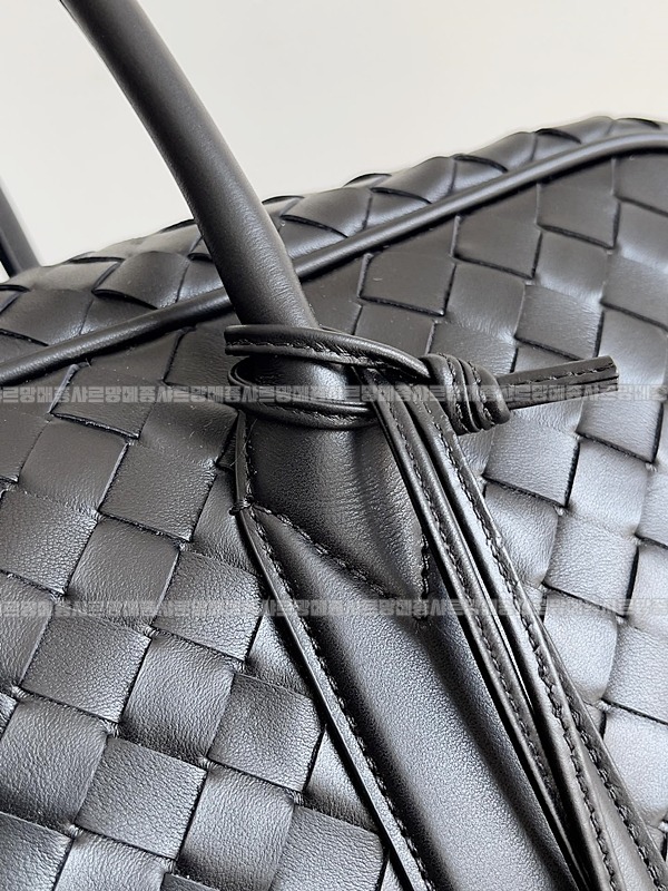 보테가베네타겟어웨이브리스케이스 20260228-094744-002루.jpg