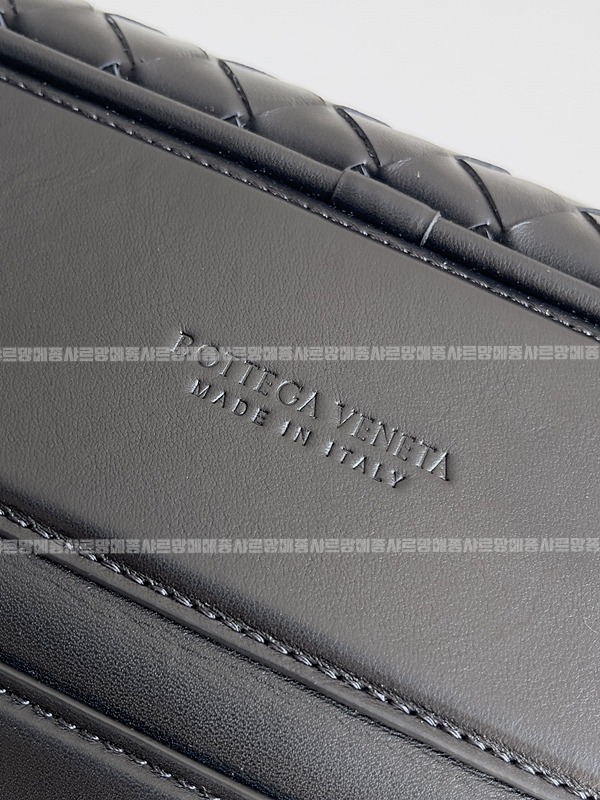 보테가베네타겟어웨이브리스케이스 20260228-094744-006루.jpg