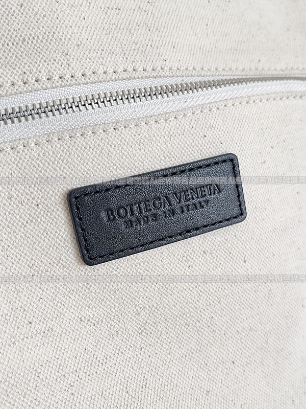 보테가베네타겟어웨이브리스케이스 20260228-094744-007루.jpg