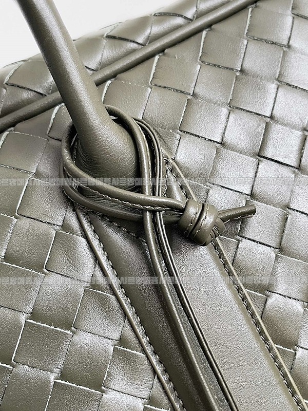 보테가베네타겟어웨이브리스케이스 20260228-094950-002루.jpg