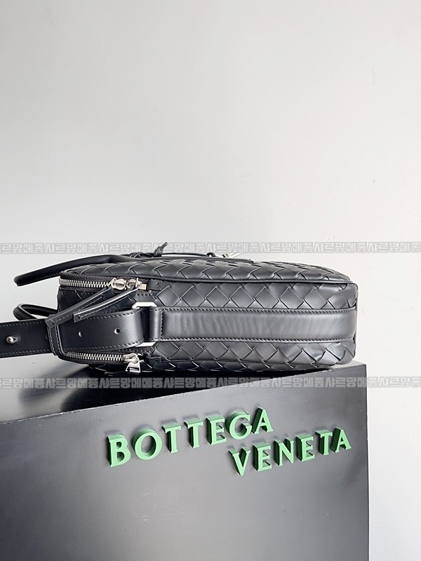 보테가베네타겟어웨이브리스케이스 20260228-095147-002루.jpg