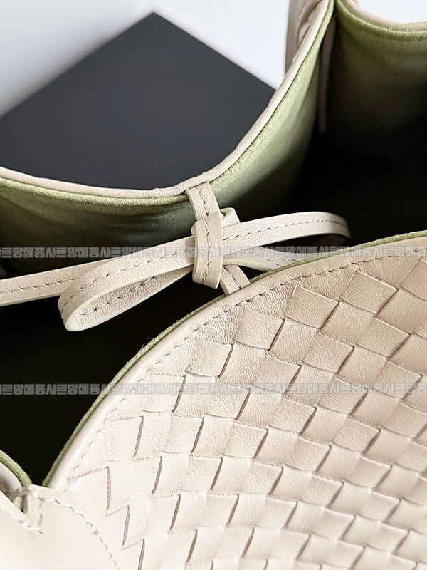 보테가베네타피나코테카라지  20260228-132612-006루.jpg