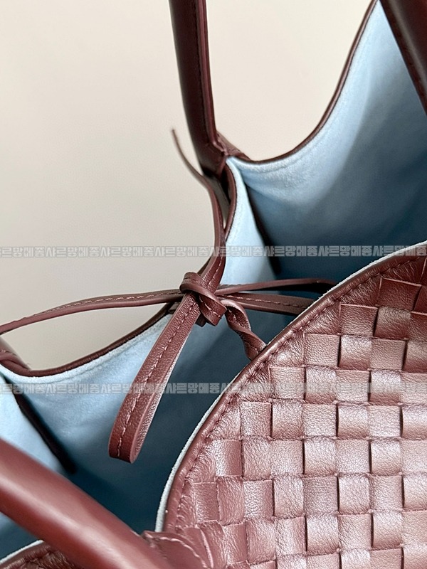 보테가베네타피나코테카라지  20260228-132814-006루.jpg