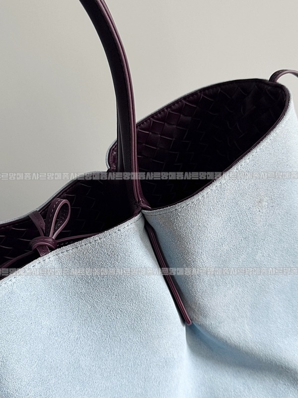 보테가베네타피나코테카라지  20260228-133304-007루.jpg