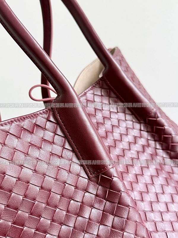 보테가베네타피나코테카라지  20260228-133813-007루.jpg