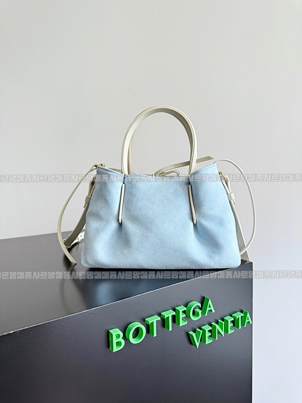 보테가베네타피나코테카스몰  20260228-140446-003루.jpg