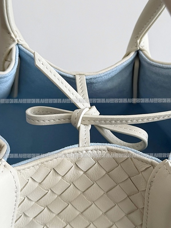 보테가베네타피나코테카스몰  20260228-140446-004루.jpg